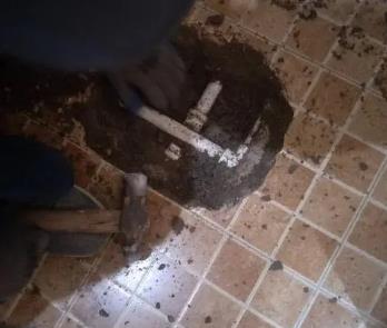 霞山卫生间漏水维修公司为您分享下卫生间渗水如何处理及注意事项